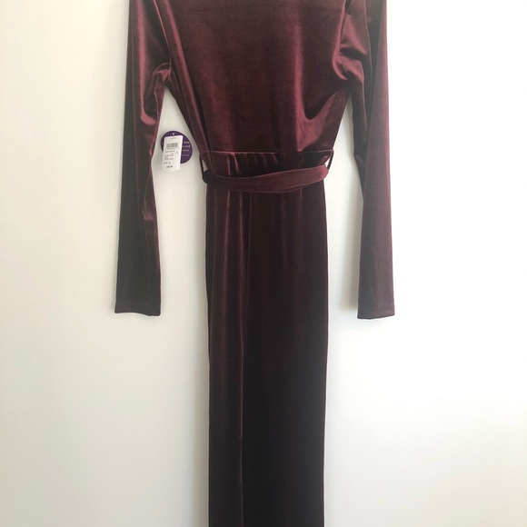 Windsor Melody Plum Velvet Dress - Picture 3 of 3